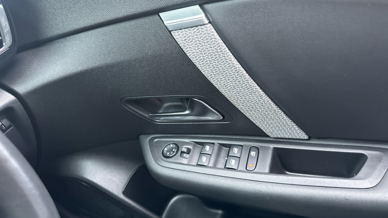 Citroen C4 1.2 PureTech [130] Shine 5dr Auto Petrol Hatchback